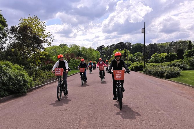 2h - Electric Bike Tour of Lyon with a Local Guide - Tête d’Or Park Payoff: Big Green Time and Animal Moments