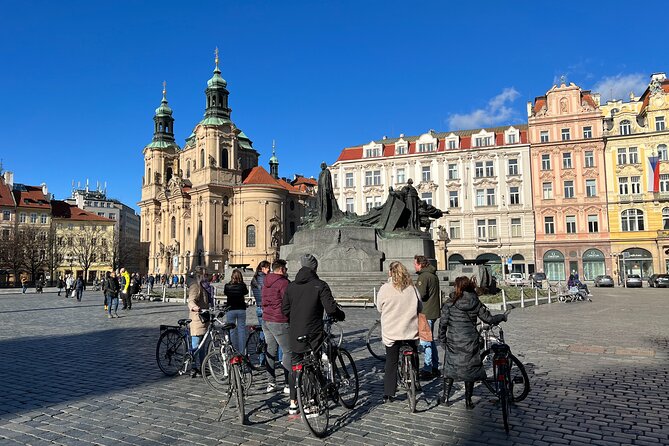 3-hour Complete Prague Bike Tour - Kampa Park coffee break and Museum Kampa’s David Černý moment