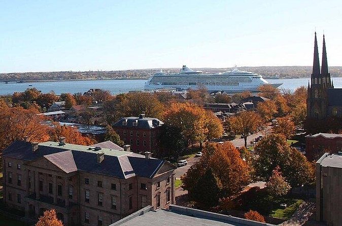 3 Hour E-Bike Tour of Charlottetown - Confederation Centre: Arts Built to Remember 1864