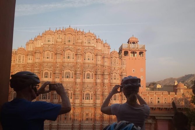 3-Hour Morning Bike Tour of Jaipur - Stop 2: Albert Hall area plus chai, calm park time, and laughing yoga