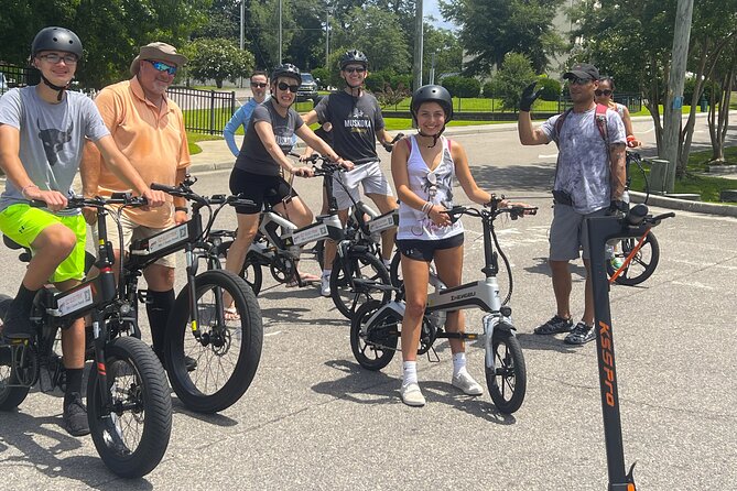 3-Hour Tour de Wilmington E-Bike Tour/Sightseeing/History - The Soda Pop District break: food and drink, your way