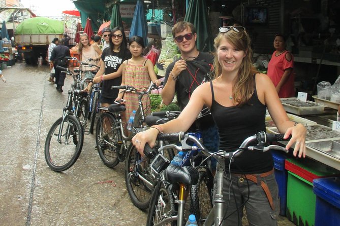 5-Hour Bike Tour of Hidden Bangkok - Food market stop: how this tour makes street eating understandable