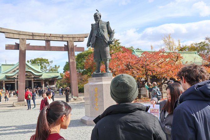 5-Hour Osaka Bike Tour to the Neighborhood of Osaka Castle - Guides and the Small-Group Advantage