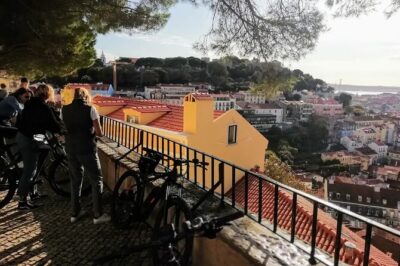 7 Hills and 14 Viewpoints - Lisbon E-Bike Tour - Starting point on Rua dos Caminhos de Ferro and what that means for your timing