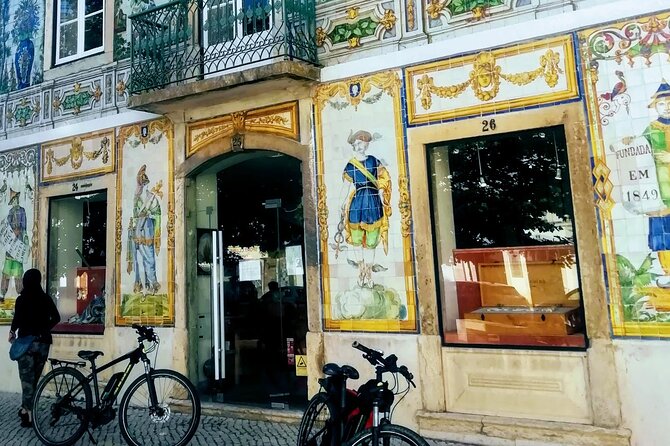 7 Hills and 14 Viewpoints - Lisbon E-Bike Tour - Mercado de Santa Clara: markets, monasteries, and the Flea Market timing