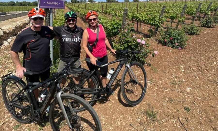 Alberobello: E-Bike Tour with Focaccia and Wine - Meeting at Cuor Di Puglia and getting your bike sorted
