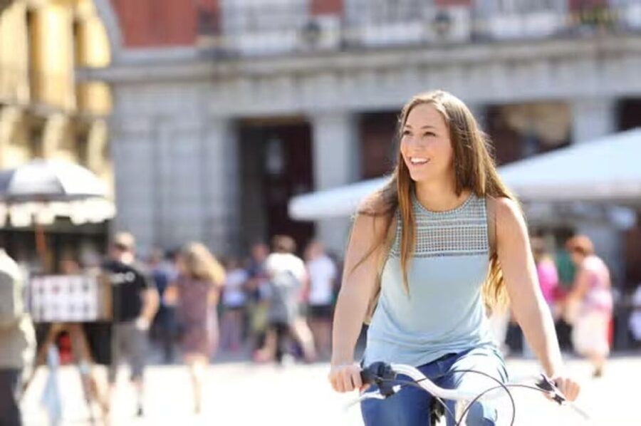 All Madrid: Private Electric Bike Tour around the city - Passing Prado and San Jerónimo el Real without losing the pace