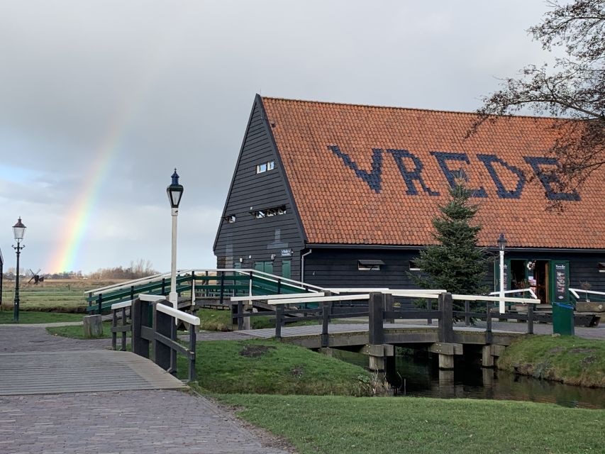 Amsterdam: Countryside Bike Tour and Zaanse Schans Windmills - Meeting point to Zaandam: the smartest way to start