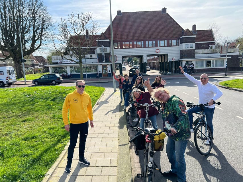 Amsterdam: Dutch Countryside E-Bike with Cheese & Clogs - Broek in Waterland: The Pretty Town Stop That Isn’t Just Pretty