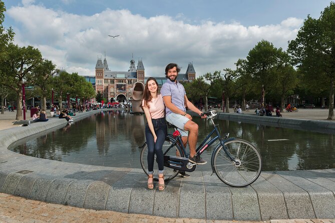 Amsterdam: E-Bike Sightseeing Tour - Getting rolling at A-Bike (Oosterdoksstraat 106) without the stress