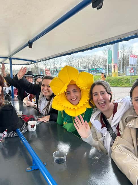 Amsterdam: Guided Beer or Prosecco Bike Tour - Where You Start: Breugem Beer and the Easy Pace
