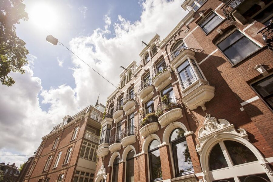 Amsterdam: Hidden Gems & Highlights Guided Bike Tour - Anne Frank’s House area: ending the Jordaan segment with context