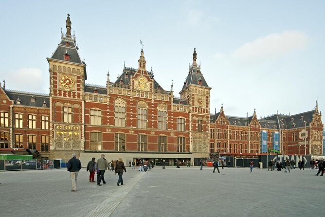 Amsterdam Highlights Bike or E-Bike Tour - Why Amsterdam Turns Better With Two Wheels