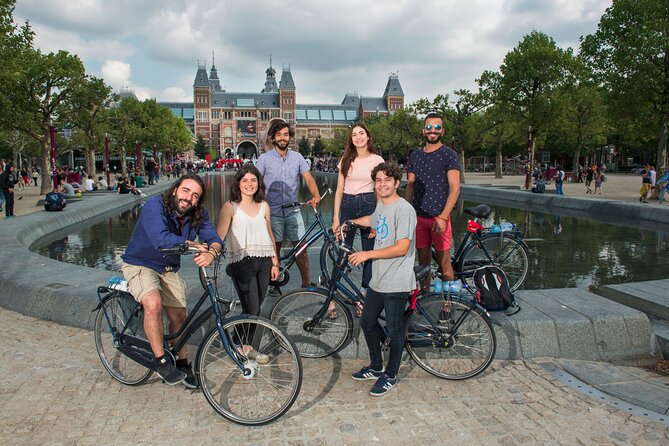 Amsterdam Highlights Bike Tour - Guided in EN/ES/DE/NL - Scharrebiersluis: understanding Amsterdam’s locks and water logic