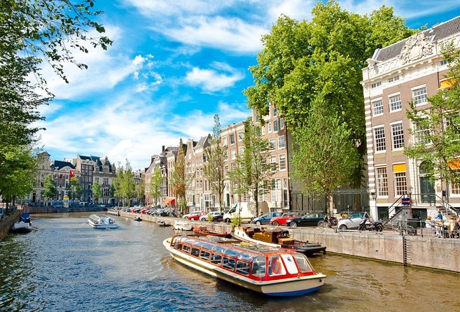 Amsterdam Highlights Bike Tour - Guided in EN/ES/DE/NL - Your guide, your pace, and biking where bikes rule