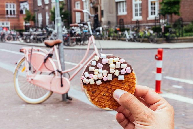 Amsterdam PRIVATE Bike Tour With Locals: Bike & Local Snack Included - Meet Your Local Host by Amsterdam Centraal