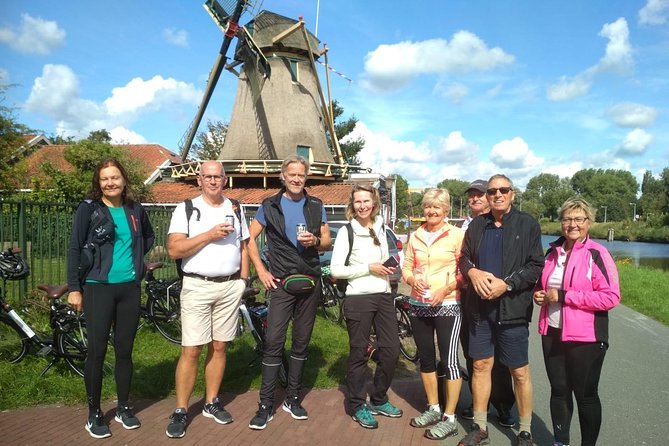 Amsterdam's Countryside Half-Day Bike Tour in Small Group - Holysloot at het Schoolhuis: Apple Pie Time