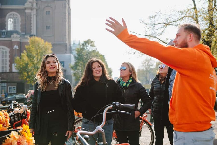 Amsterdam: Top Highlights Guided Bike Tour - Getting Started at Nieuwezijds Voorburgwal 101 (and Finding Your Tour Fast)