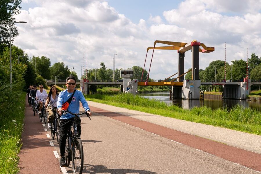 Amsterdam: Windmill, Cheese, and Countryside E-Bike Tour - D’Admiraal Windmill: One Stop, Real Dutch Energy