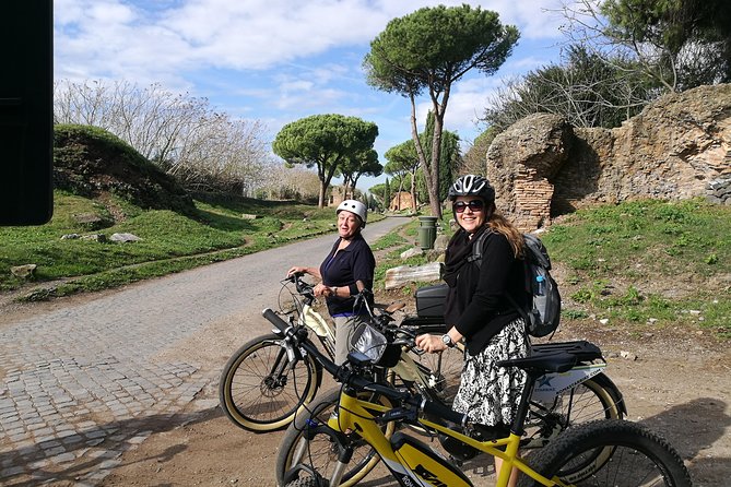 Ancient Appian Way PRIVATE Bike Tour - E-bikes and the ride itself: traffic, pedaling, and comfort