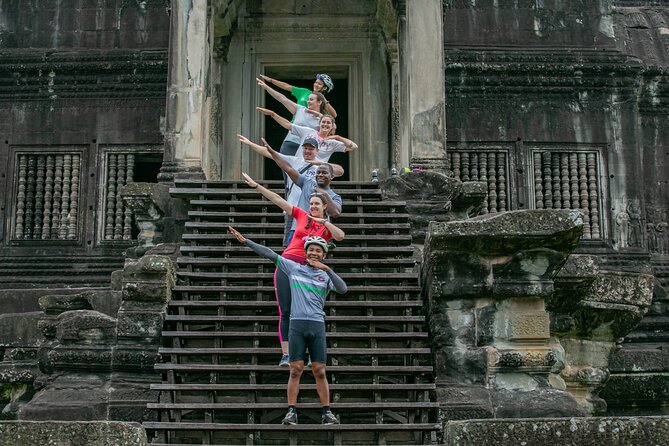 Angkor Sunrise Bike Tour / E-Bike or Tuk Tuk - Srah Srang lunch by the ancient reservoir