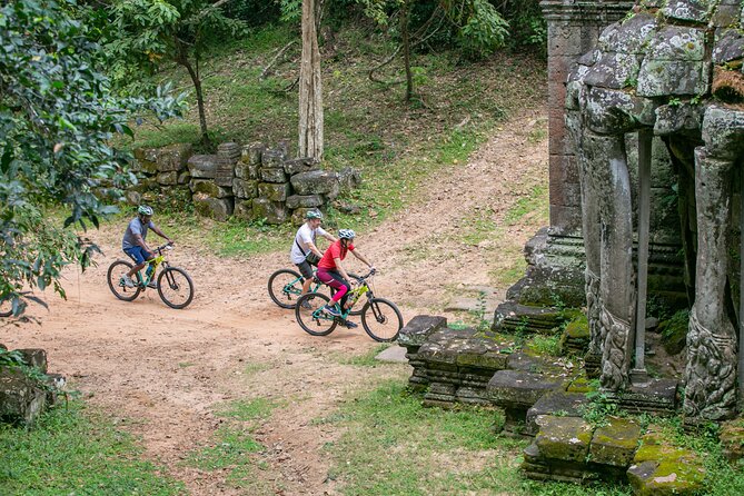 Angkor Sunrise Bike Tour / E-Bike or Tuk Tuk - What the included food actually does for you