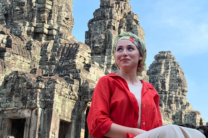 Angkor Wat Sunrise Tour By E-Bike Experience With Breakfast Included - Breakfast at Srah Srang: Khmer noodles and palm cake