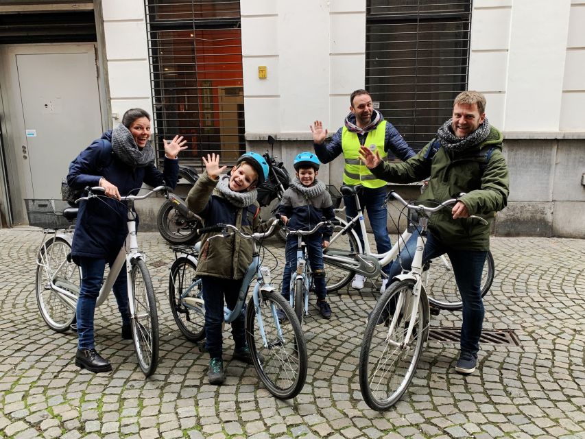 Antwerp: City Highlights Guided Bike Tour - Central Station: Why the Finale Feels Like a Big Payoff