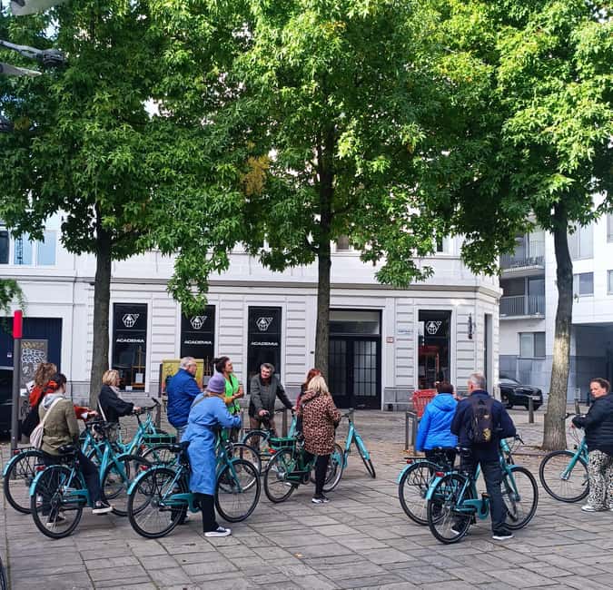 Antwerp: The Coolest Guided Bike Tour - Het Steen fortress: medieval defense with a Viking backstory