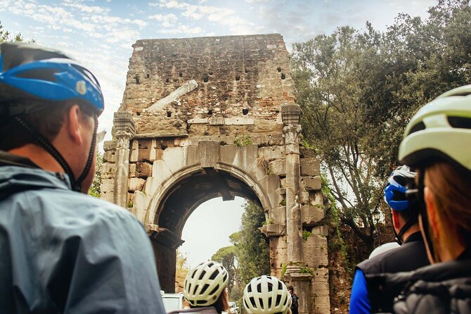 Appian Way Aqueducts Bike Tour with Catacombs & Lunch - Key things I’d zero in on