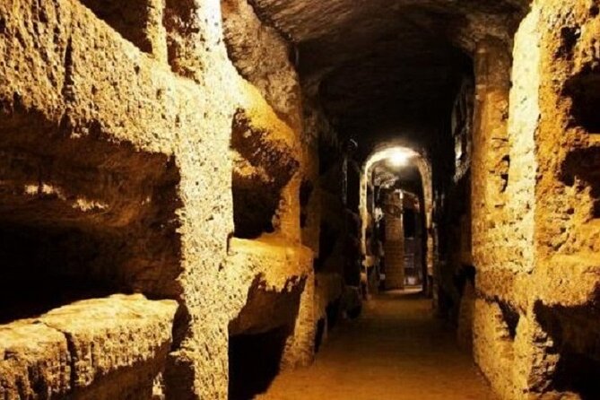 Appian Way Bike tour Underground with Catacombs & Lunch - Villa dei Quintili and Santa Maria Nova: Power, Control, and Ruins