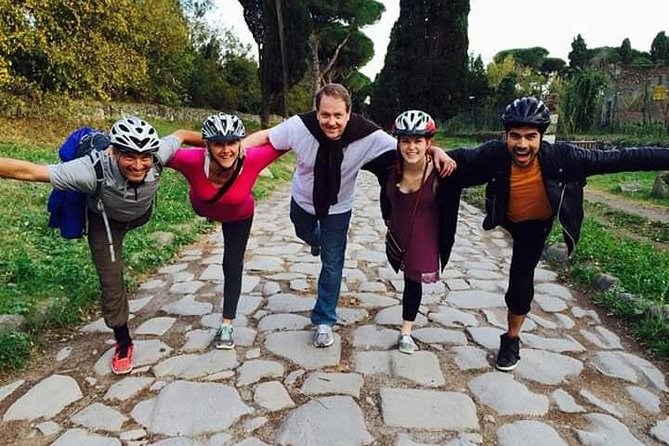 Appian Way E-bike Tour with Gourmet Picnic and Catacombs - Saint Callixtus Catacombs: Underground Faith Up Close