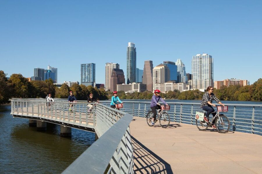 Austin: 2-Hour Sightseeing Bike Tour - Texas State Capitol: a photo stop that sets up the rest of the city