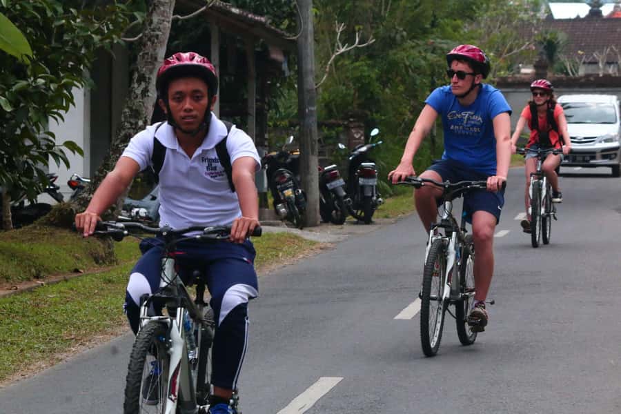 Bali Downhill Cultural Cycling Tour - A mostly downhill ride that still shows real Bali