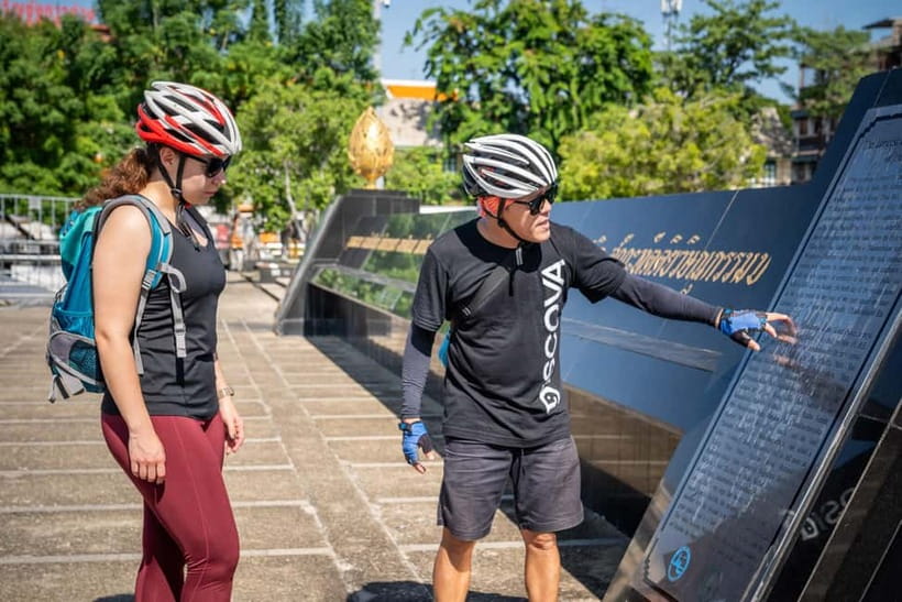 Bangkok: Backstreets and Historic Temples Bike Tour - Meeting at Discova Day Tour Shop by MRT Sam Yot