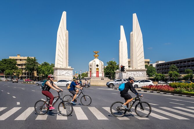 Bangkok: Backstreets and Temple Historic Bike Tour - Why this Bangkok bike tour feels different from the usual sights
