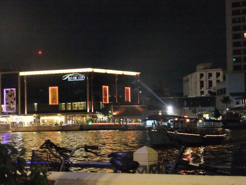 Bangkok by Night Cycling Tour with Street-food Meal - Along the Chao Phraya River: skyline views without the long walk