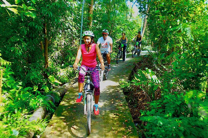 Bangkok Green Oasis 4-Hour Bike Tour with Boat Ride - Sri Nakhon Khuean Khan Park and Botanical Garden: the best reset point