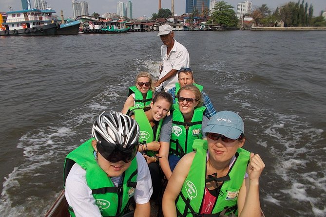 Bangkok Green Oasis 4-Hour Bike Tour with Boat Ride - Start at Wat Khlong Toei Nok Pier and ease into the day