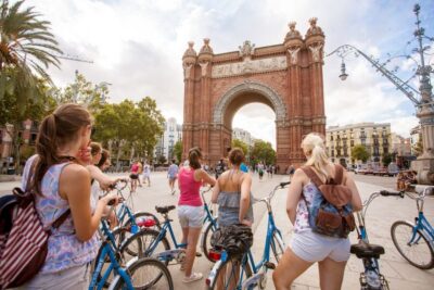 Barcelona Beach 3-Hour Bike Tour - Barceloneta and Port Vell: your first dose of sea air and local pace