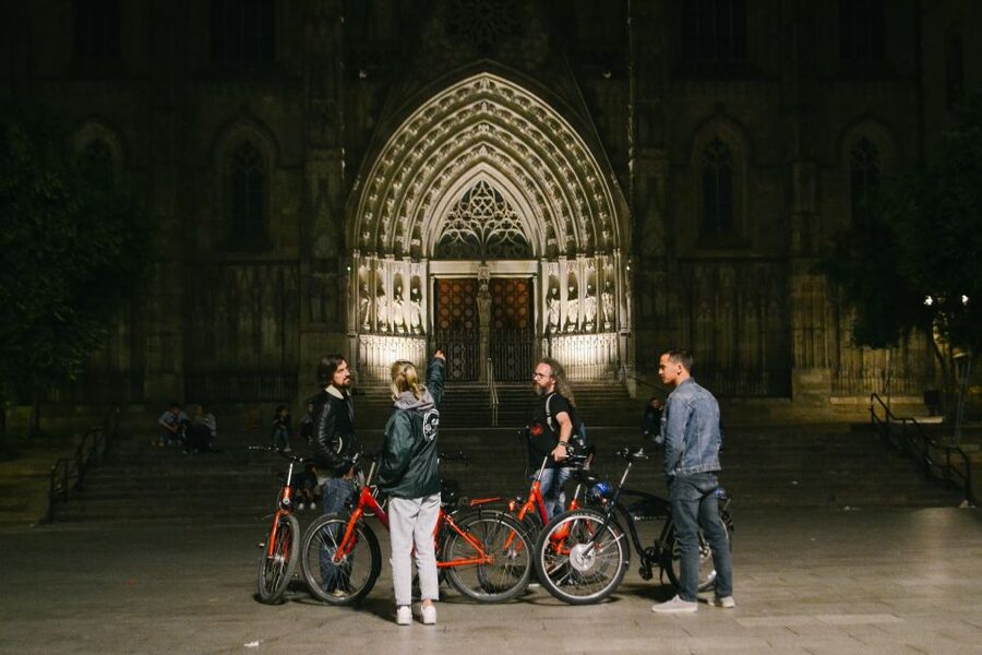 Barcelona Bike Tour by Night with Cava - Key things that make this tour a standout