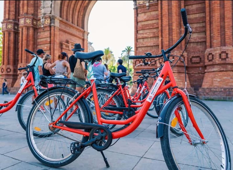 Barcelona: Full-Day Bike/E-Bike Rental with Helmet and Lock - Key highlights at a glance