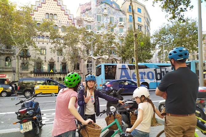 Barcelona Gaudi Guided Small Group E Bike Tour - The “Gaudí hits” route that fits real vacation time