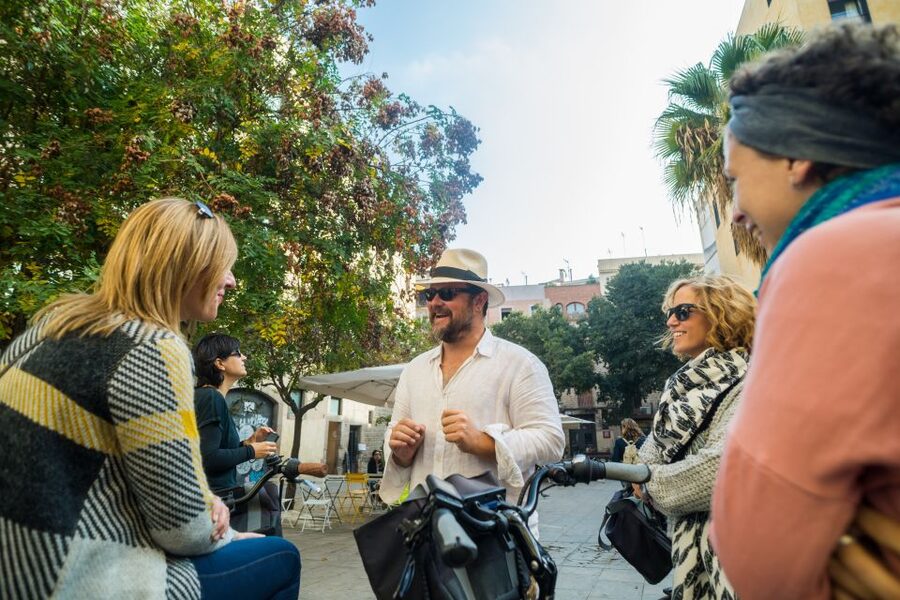 barcelona: Gaudi Highlights eBike tour - Viewpoint time: the short pause that helps the route click