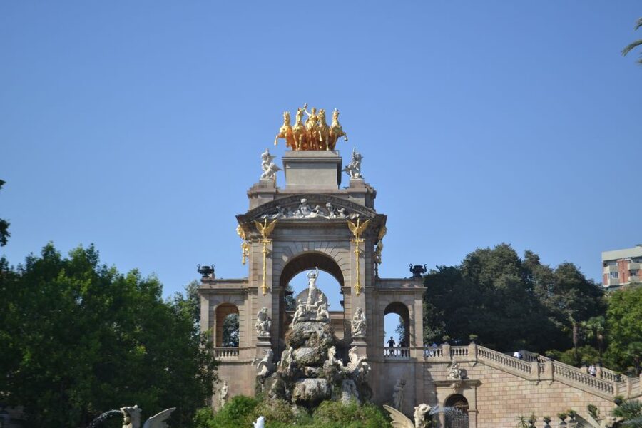 Barcelona: Guided Bike or E-Bike City Tour - Sagrada Família Up Close: Photos, Details, and the Big Idea Behind It