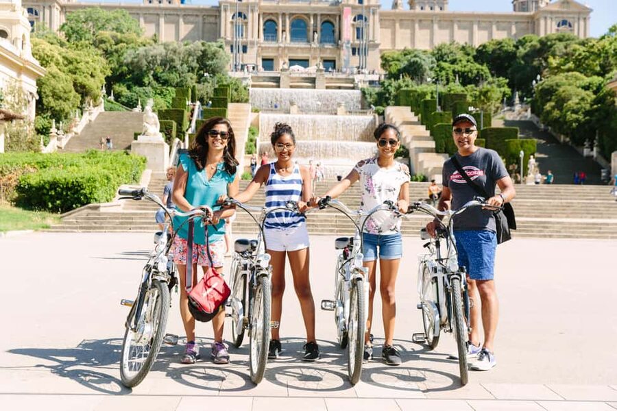 Barcelona: Guided Highlights Bike or eBike Tour (3 Hours) - Start Point in Ciutat Vella: The Easy Way to Get Rolling