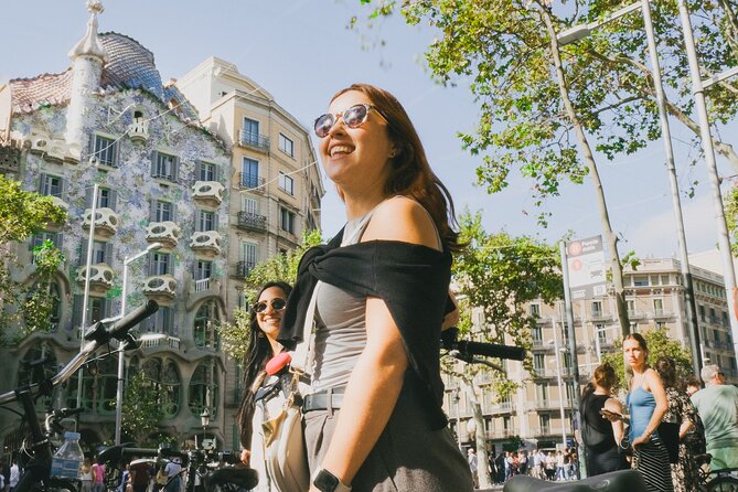 Barcelona’s Most Fun E-Bike Tour: Gaudí & City Stories - Getting There: Carrer de Pamplona Start, Then You Ride and Come Back