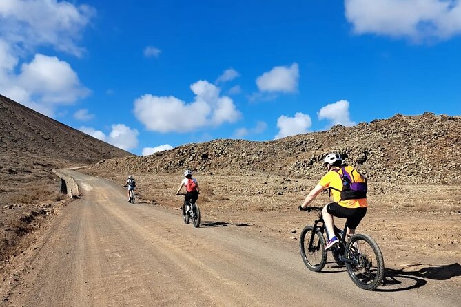 Barranco E Bike Tour in Corralejo North of Fuerteventura - Barranco de los Enamorados: the guided walk you’ll remember
