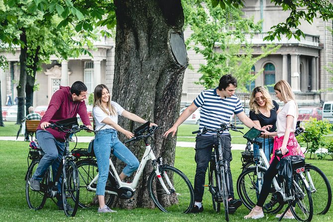 Belgrade E-Bike Tour: Power Glide! - Stop-by-stop: the Belgrade route from parliament to fortress views