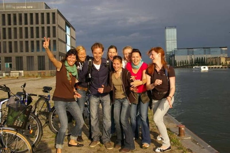 Berlin: Alternative Berlin Bike Tour - Treptow and the Waterfront: Spree and Landwehr Canal Contrasts